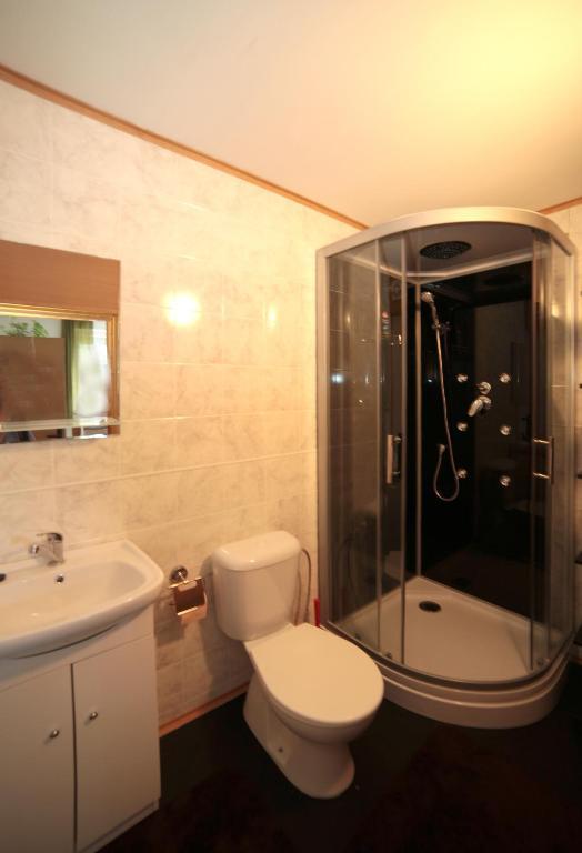 Pension U Kastanu Karlovy Vary Szoba fotó